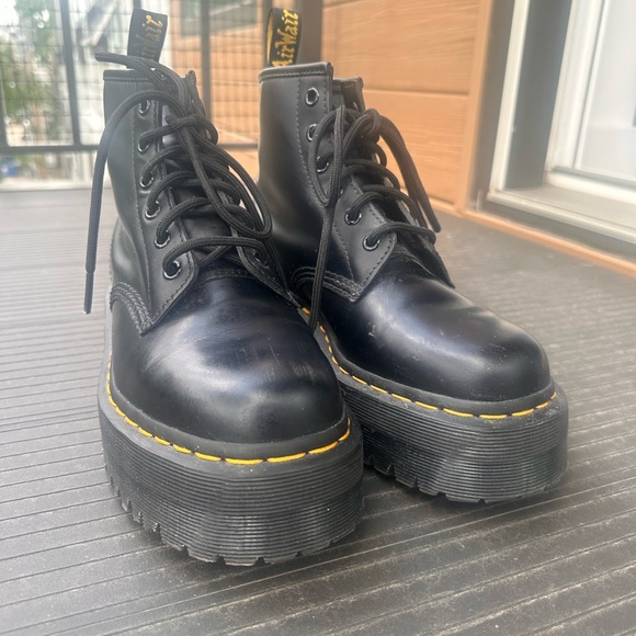 Dr Martens 101 Quad Smooth Leather Platform Ankle Boots in black US size 7 EU 38 - Picture 2 of 7